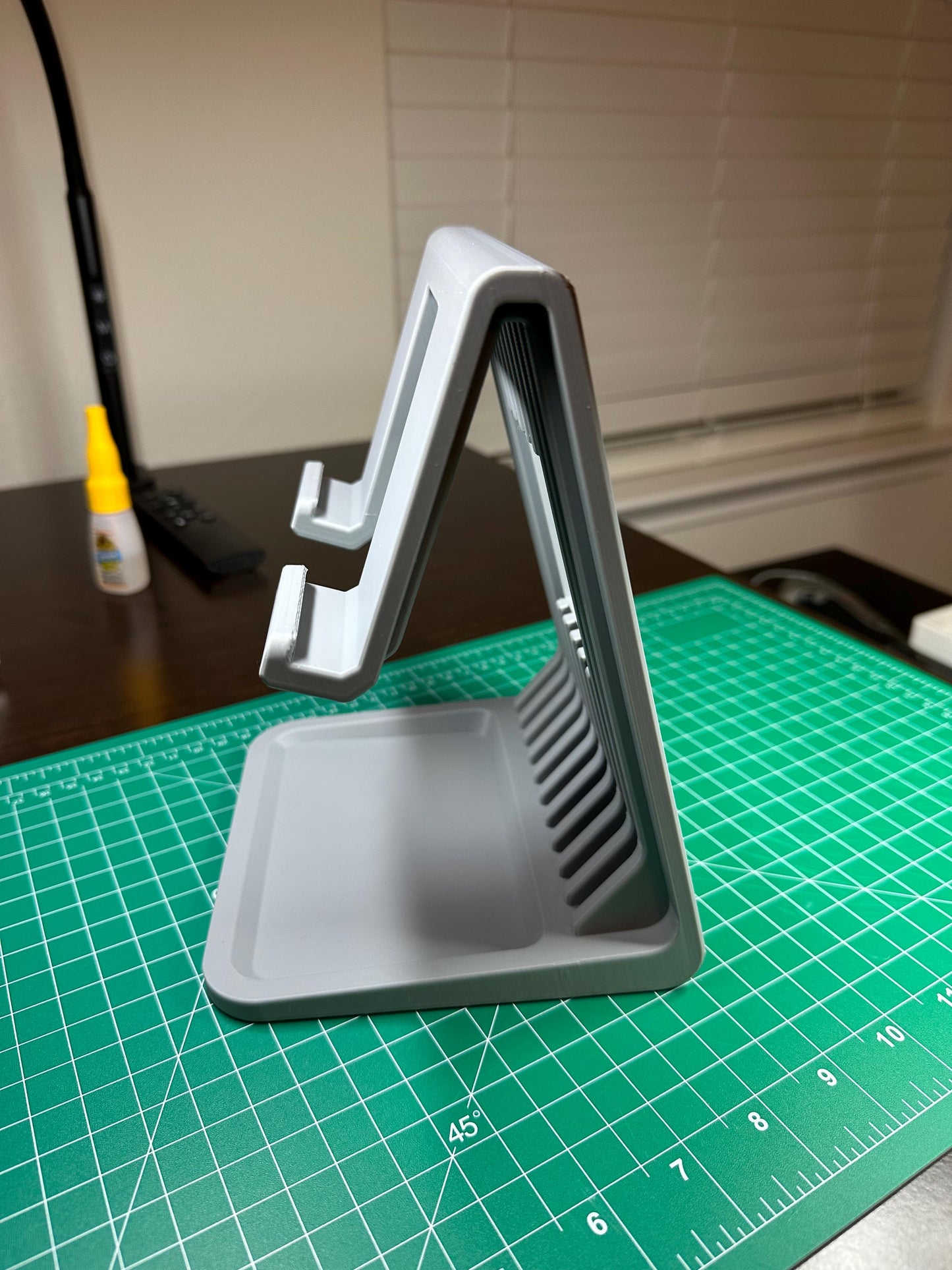 Ergonomic Desk Holder, 3D Printed iPad Dock