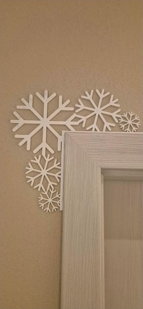 Snowflake Door Corner