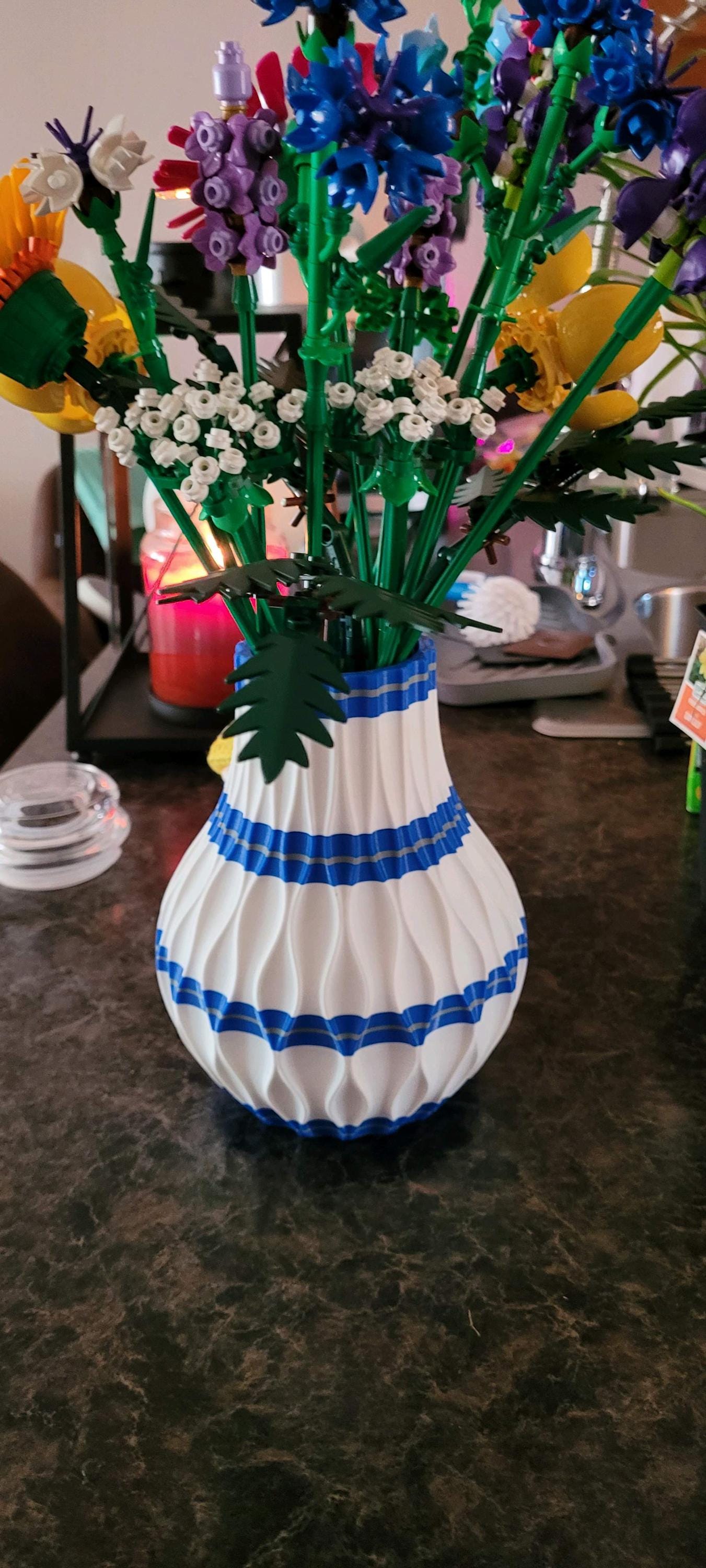 LuminaWave Geometric Vase – Contemporary Table Centerpiece