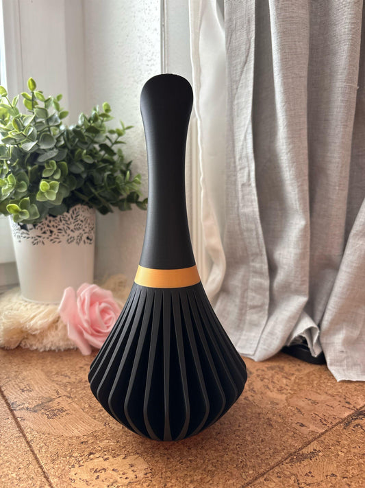 The “Luxe Ripple Bloom Vase” – Modern Sculptural 3D Printed Accent Vase