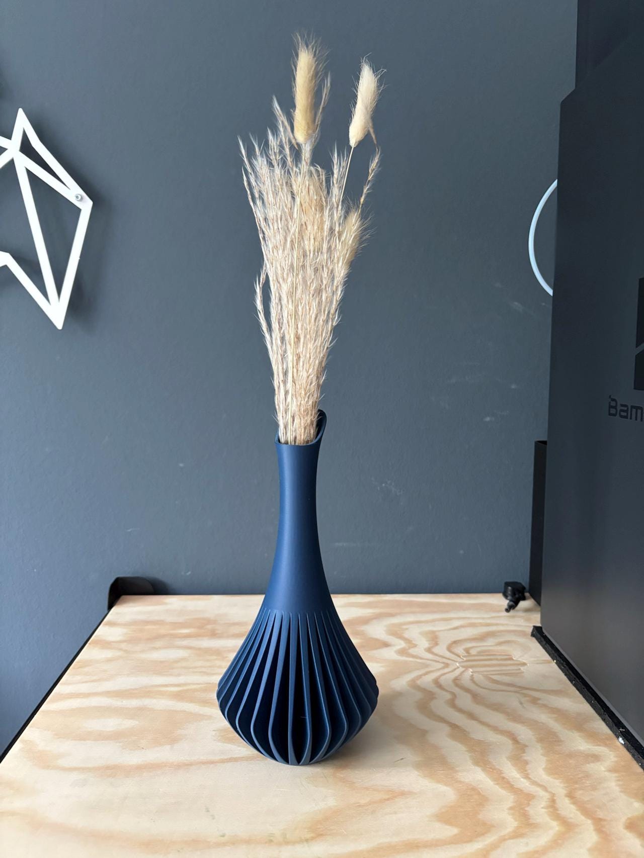 The “Luxe Ripple Bloom Vase” – Modern Sculptural 3D Printed Accent Vase