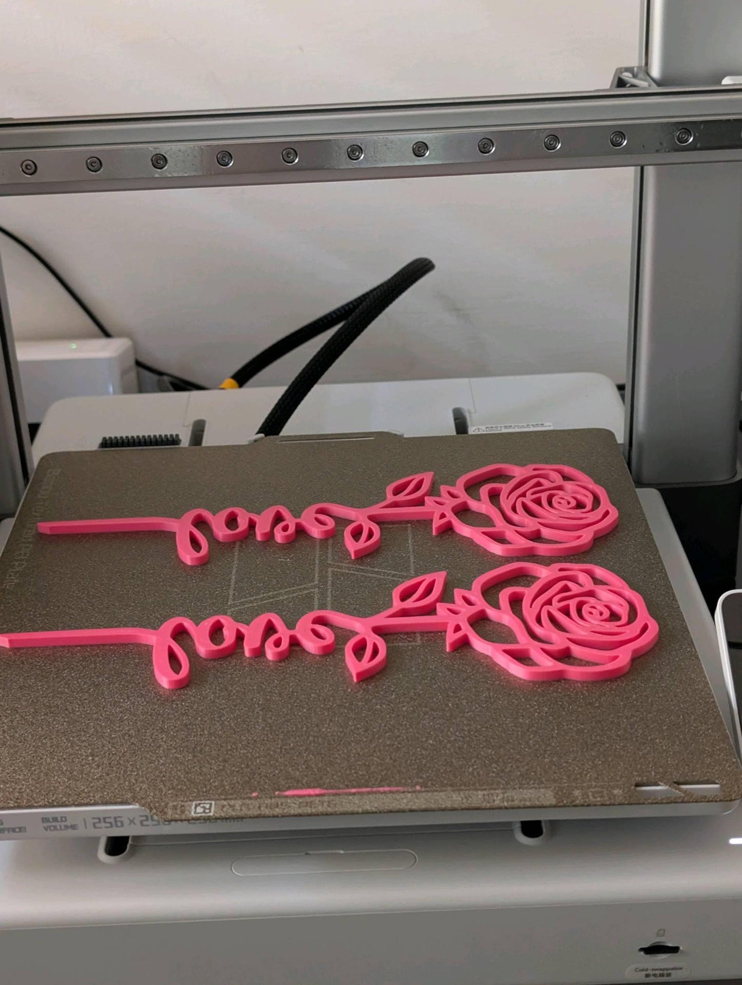 LOVE Rose Script Décor – 3D Printed Valentine’s Day Gift