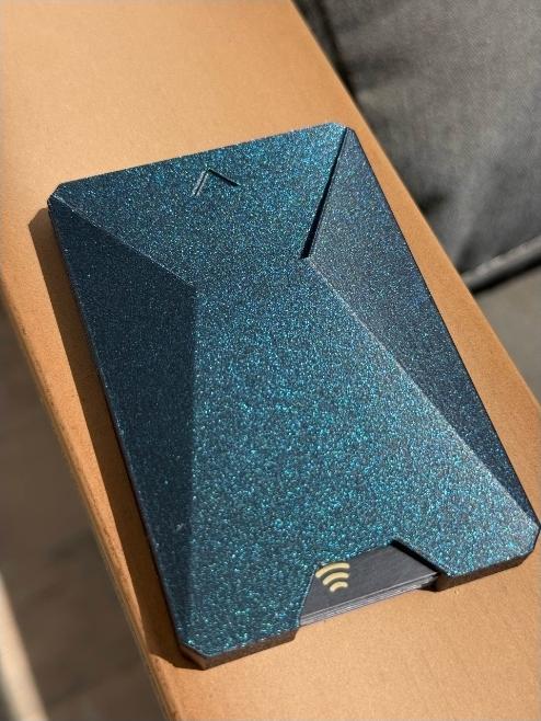 Sleek Credit Card Holder