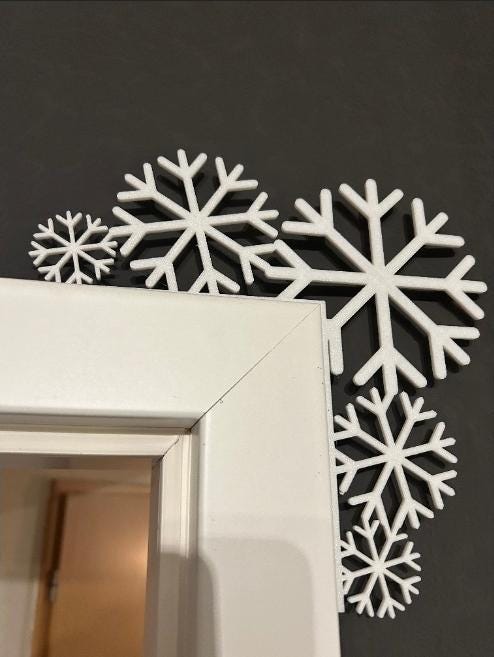 Snowflake Door Corner