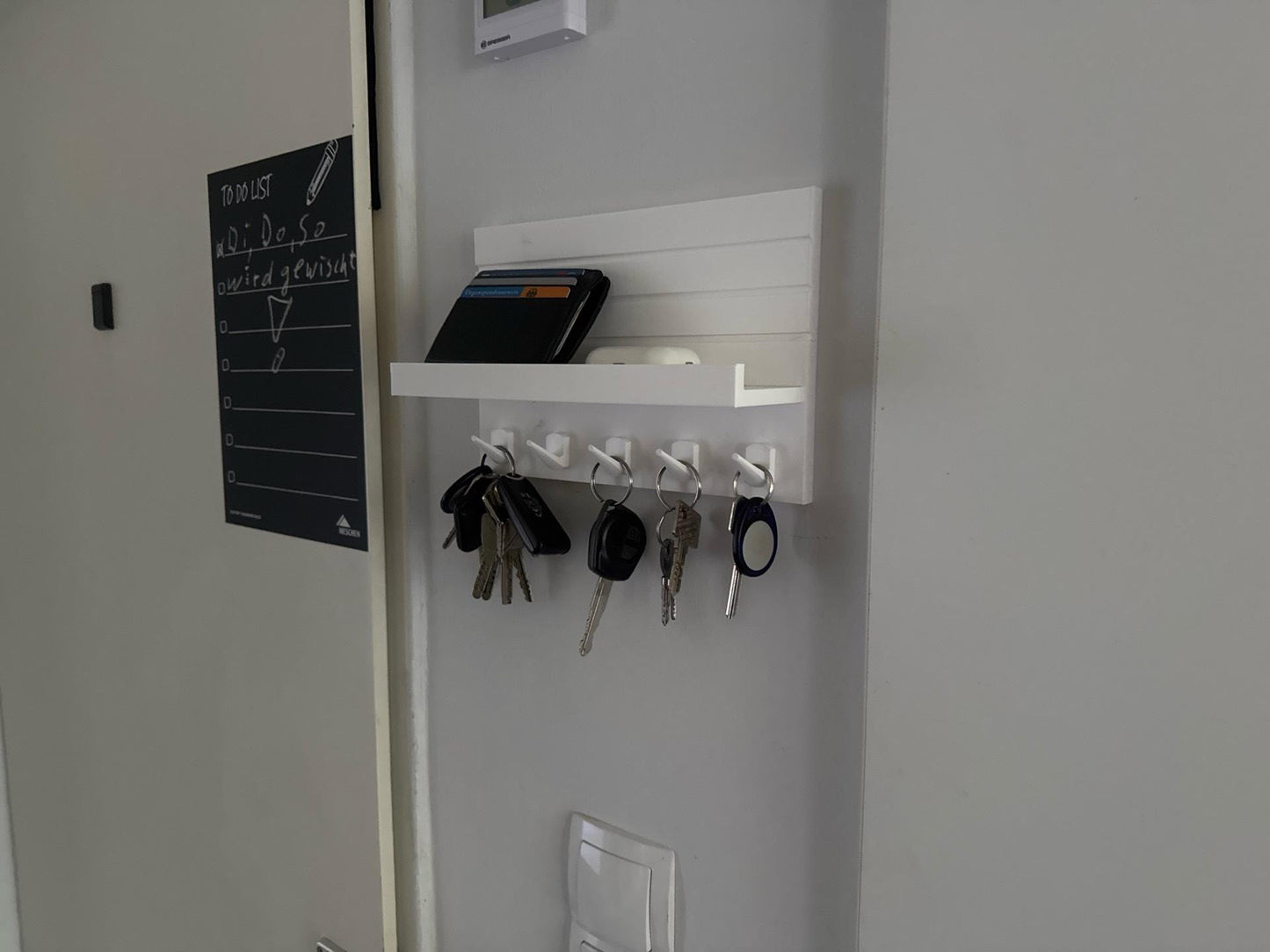 Custom CWall Mounted Key Holder with Shelf | 3D Printed Entryway Organizer | Modern Home Key Rack | Housewarming Gift